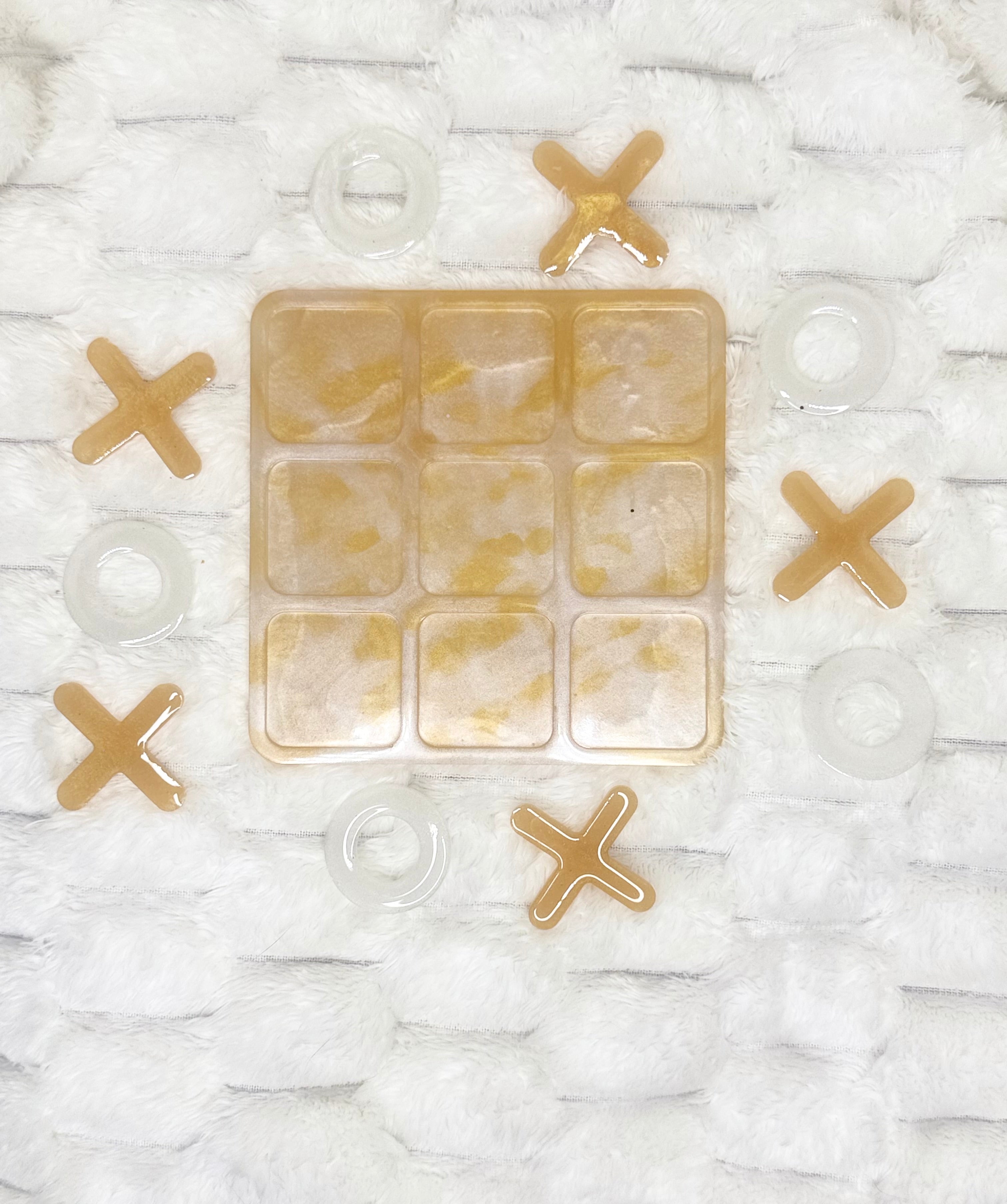Gold & White Tic Tac Toe Game