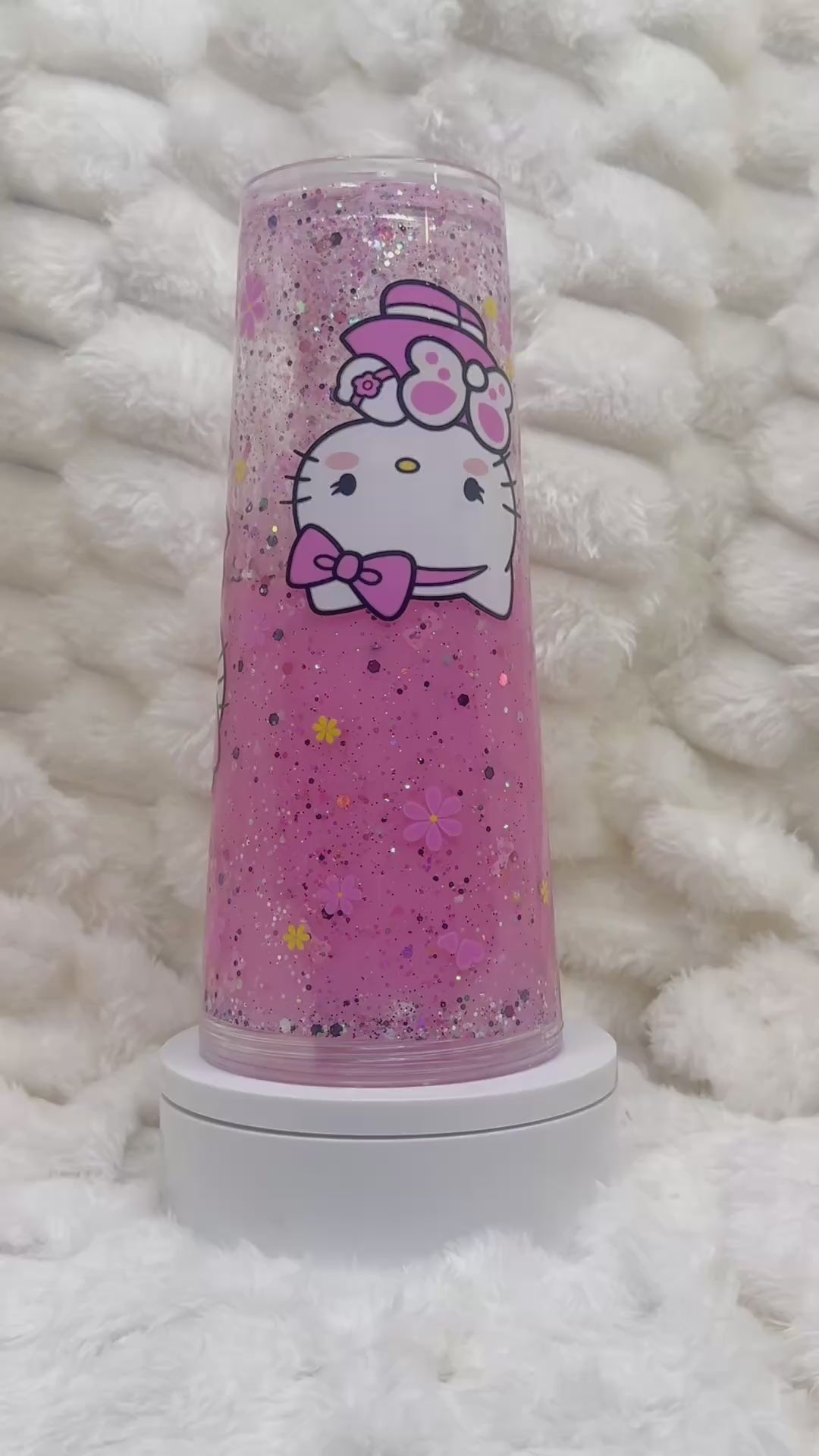 24 oz. Hello Kitty Lava Snow Globe Tumbler